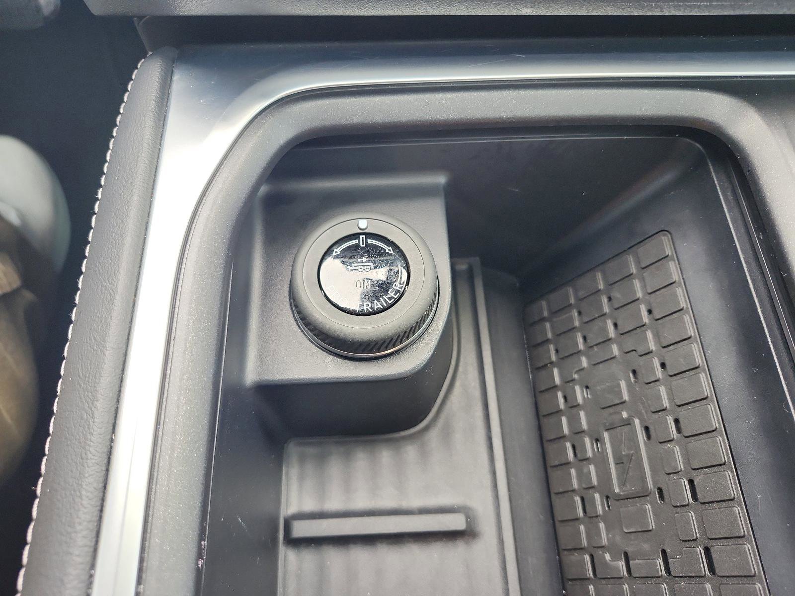 Used 2025 Ford Expedition Max Platinum w/ Stealth Appearance Package image 27