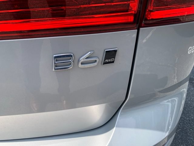 Used 2022 Volvo XC60 B6 Inscription w/ Advanced Package AWD/4WD image 7