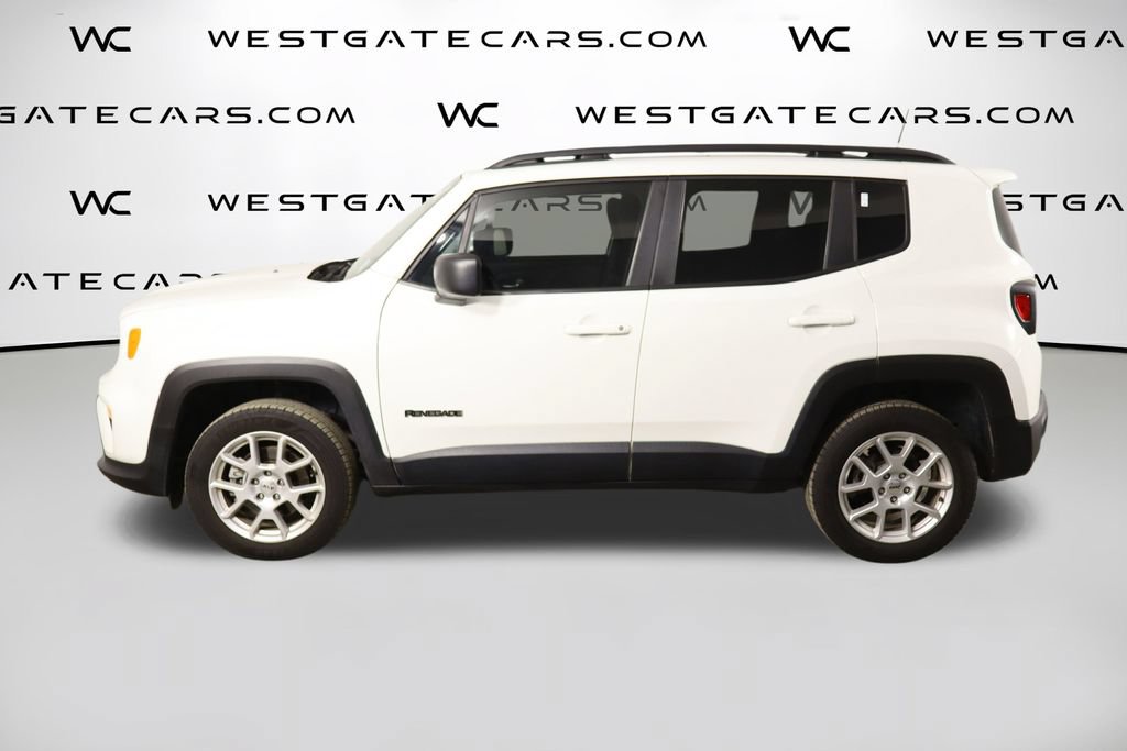 Used 2023 Jeep Renegade Latitude w/ Sun & Fun Group AWD/4WD image 5