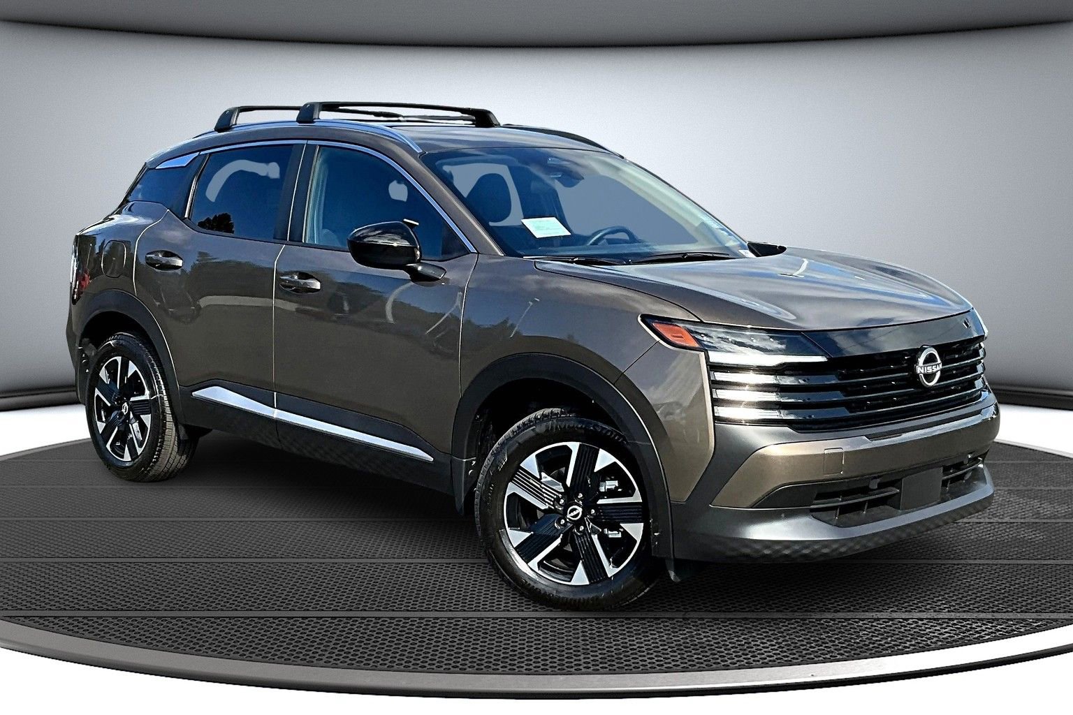 New 2026 Nissan Kicks SV w/ SV Premium Package image 1