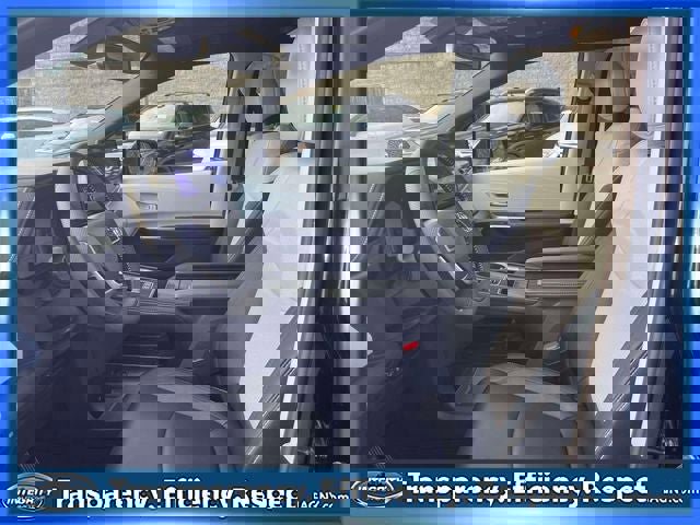 Used 2025 Toyota Sienna XSE w/ XSE Plus Package image 16