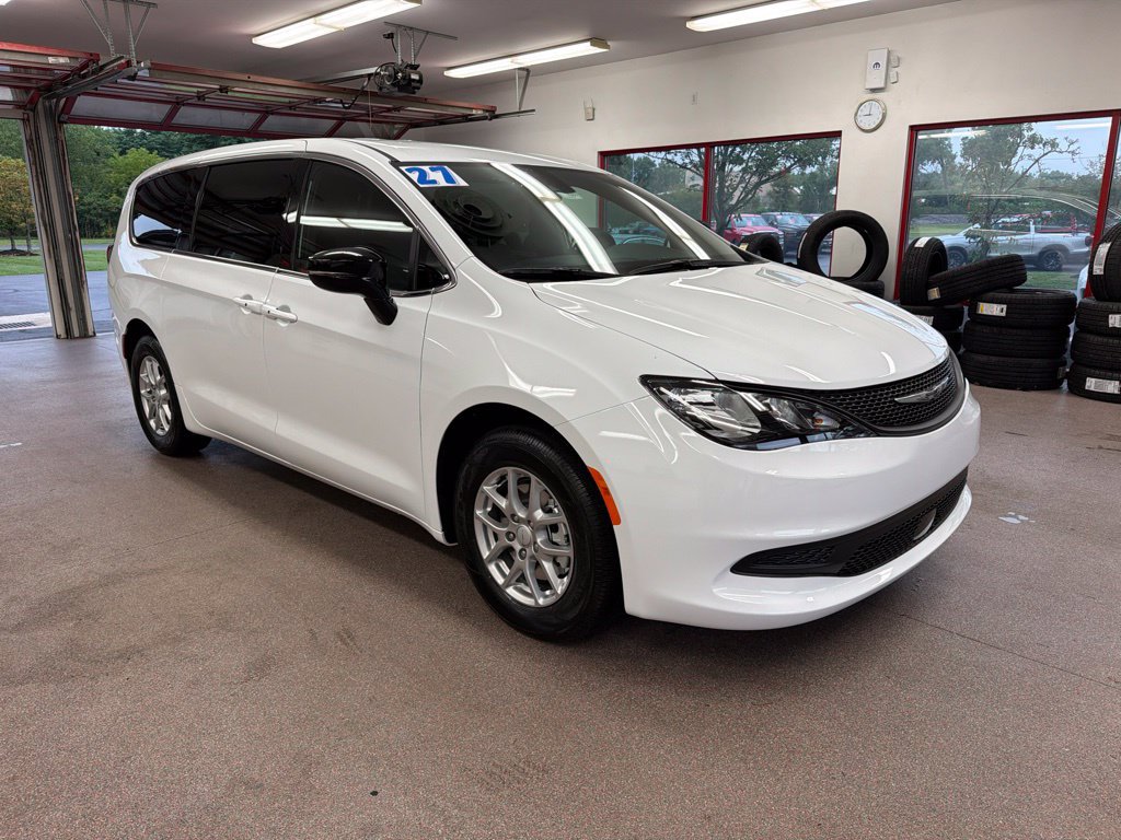 New 2027 Chrysler Pacifica LX