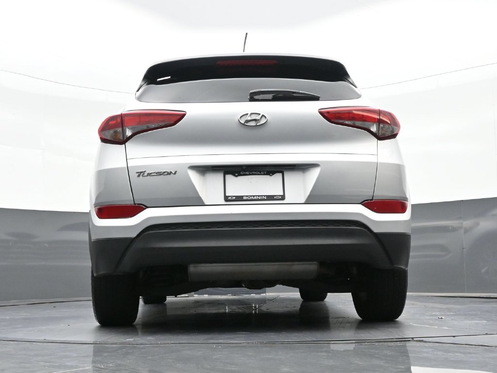 Used 2017 Hyundai Tucson SE w/ SE Popular Package 02 FWD image 28