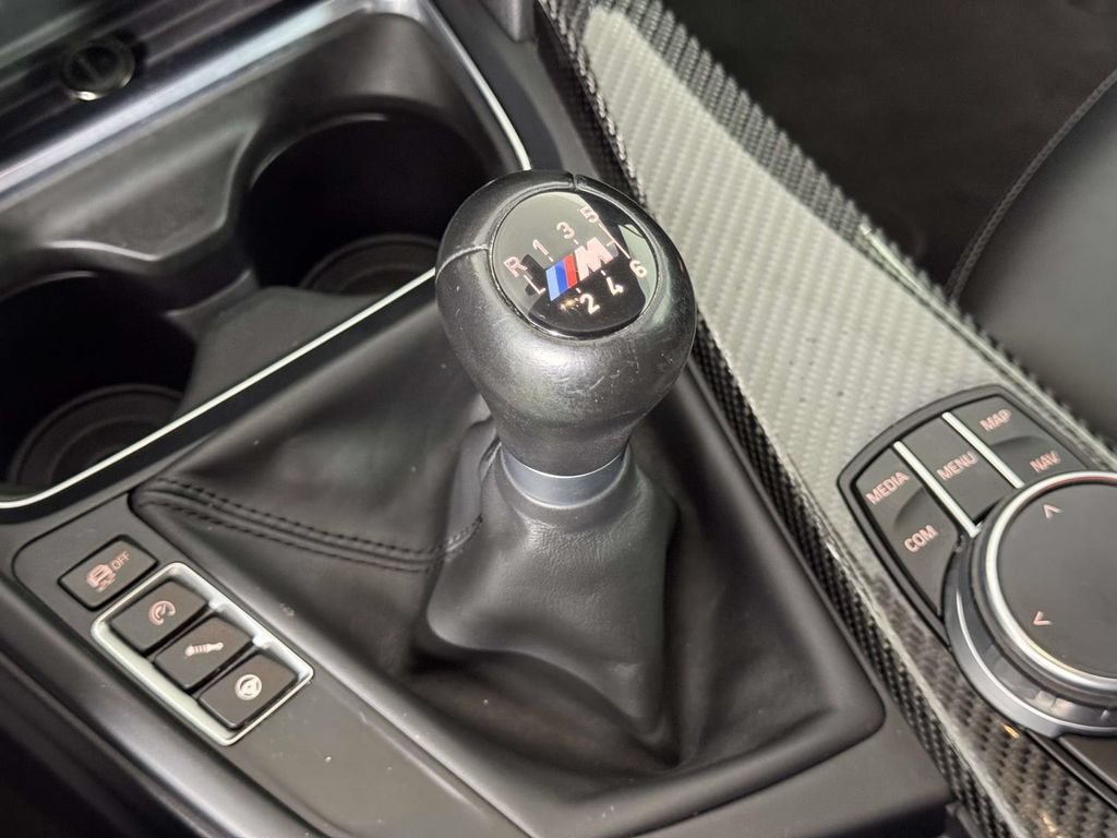 Used 2018 BMW M4 Coupe RWD image 30