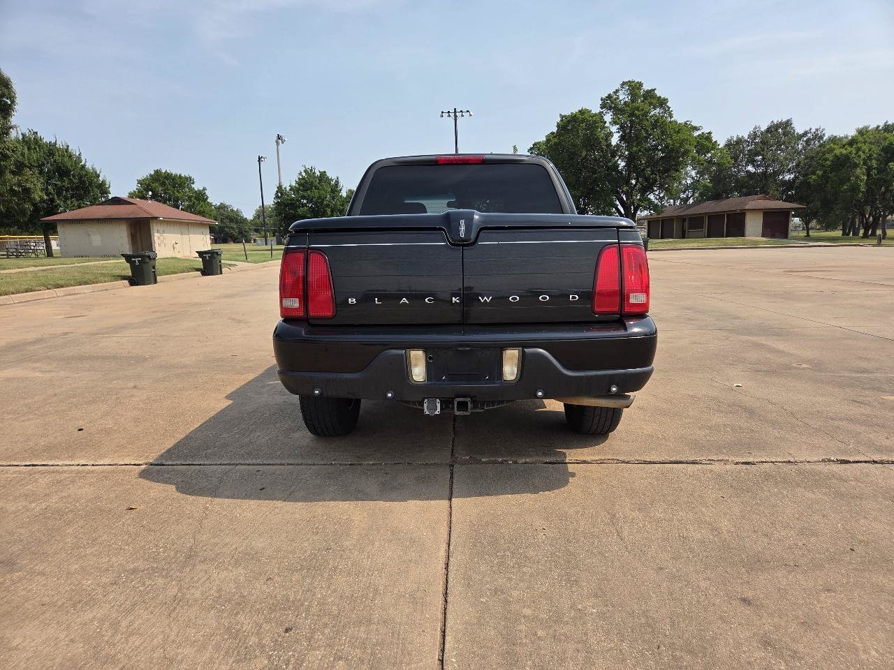 Used 2002 Lincoln Blackwood RWD image 28