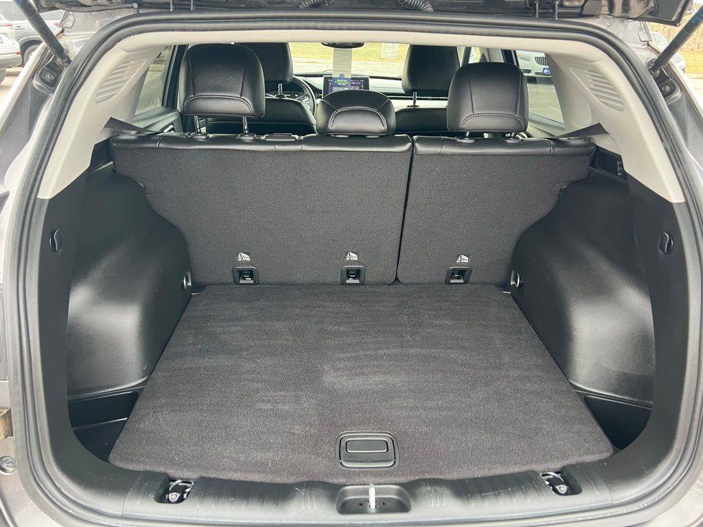 Used 2022 Jeep Compass Limited image 21