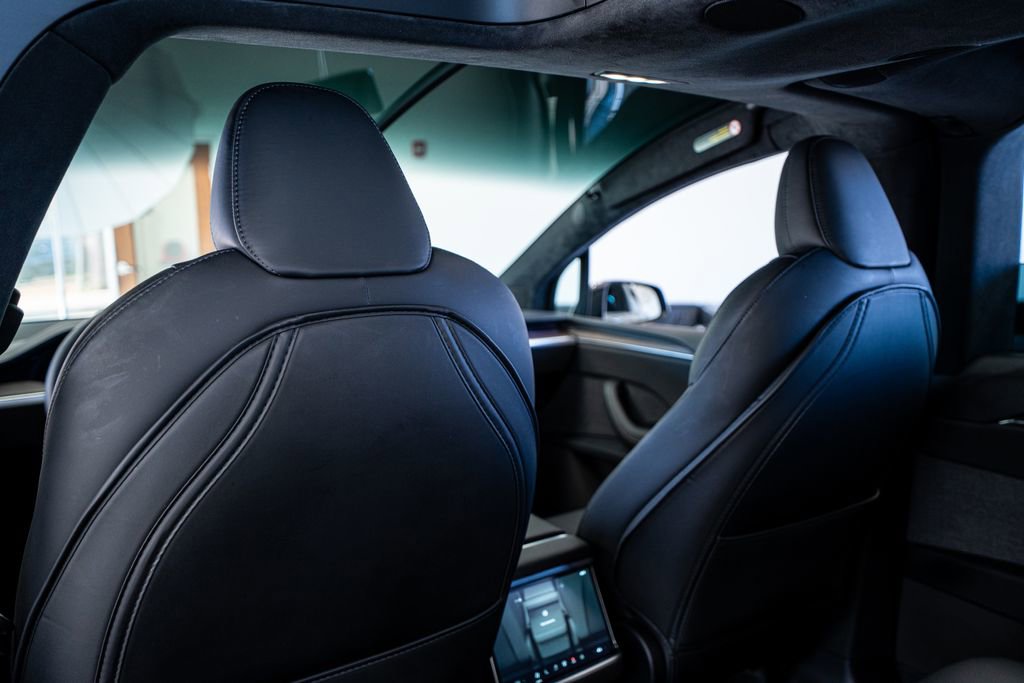 Used 2024 Tesla Model X image 50
