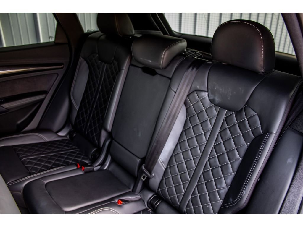 Used 2022 Audi SQ5 Prestige w/ Prestige Package image 21