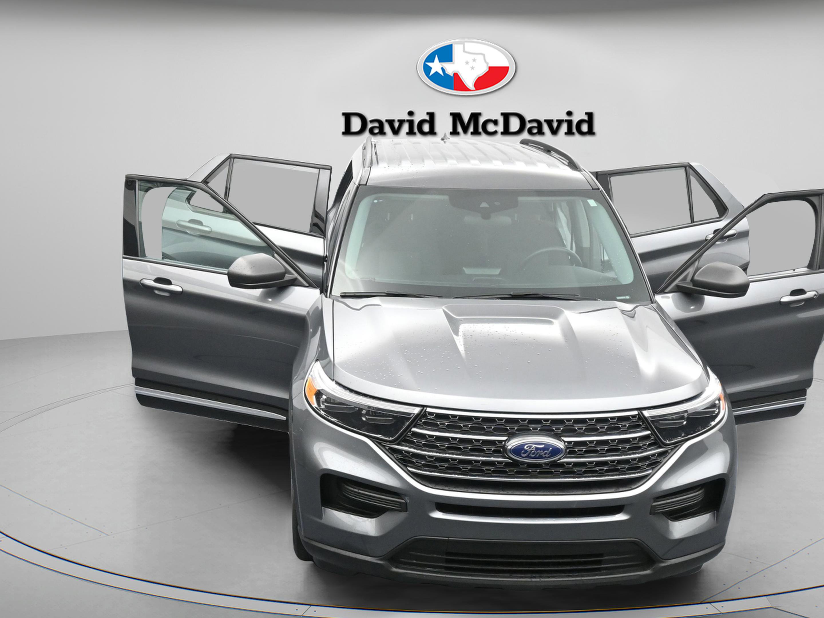 Used 2023 Ford Explorer XLT RWD image 45
