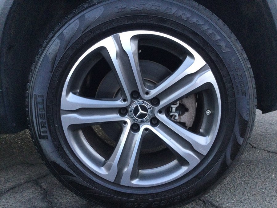 Used 2019 Mercedes-Benz GLC 300 4MATIC image 29