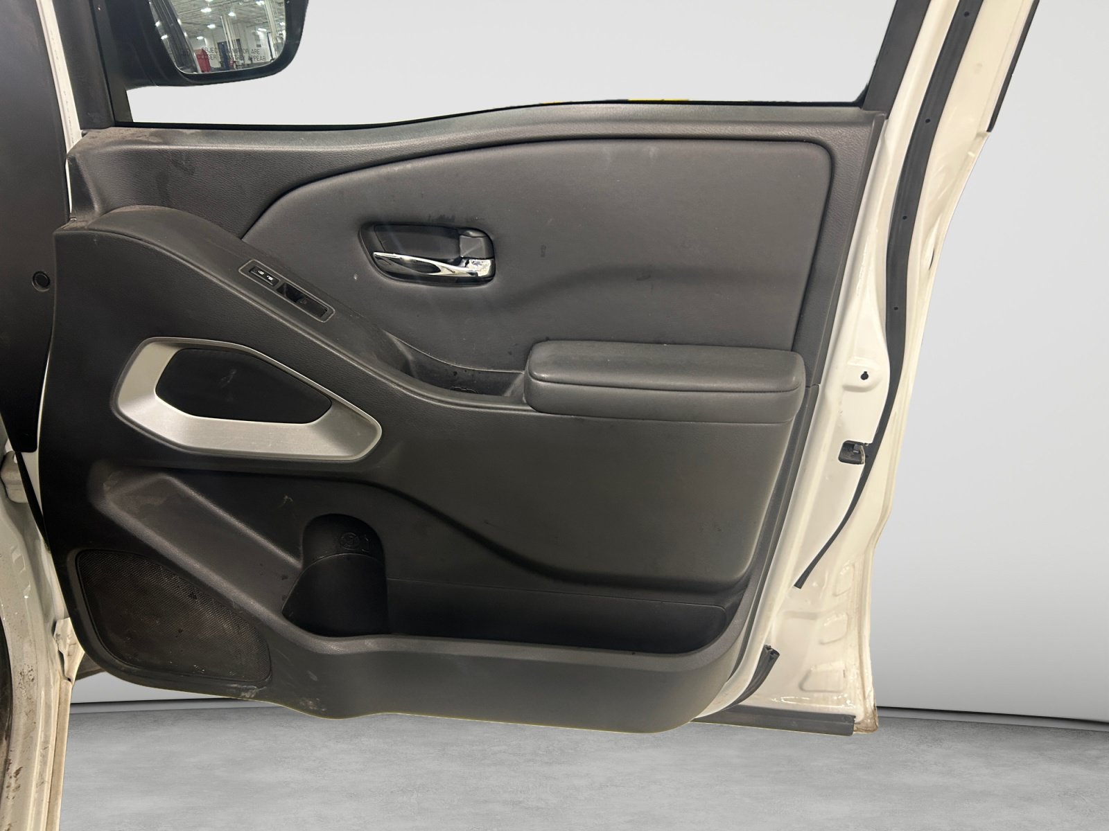 Used 2023 Nissan Frontier SV w/ SV Convenience Package RWD image 18