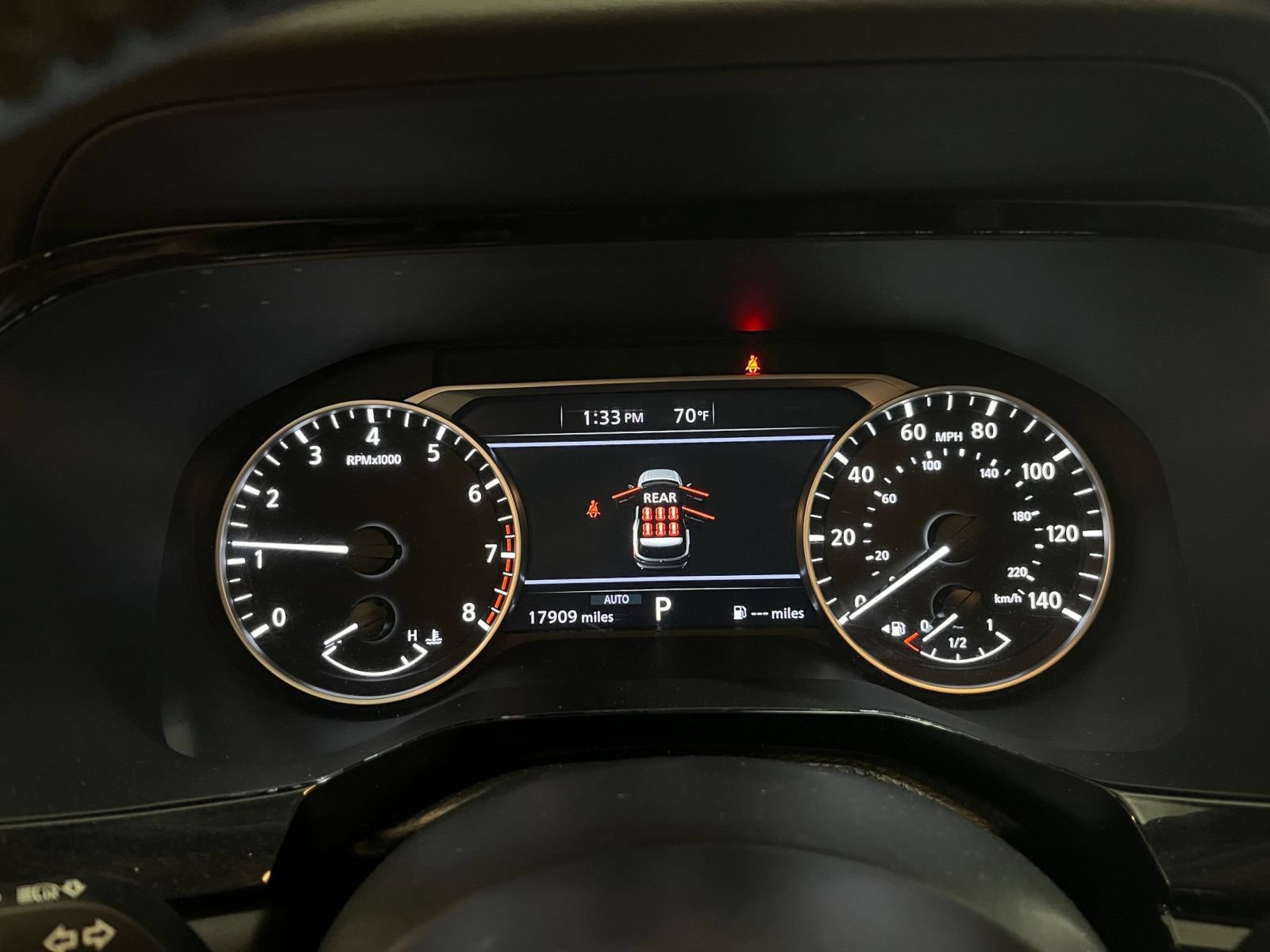 Used 2025 Nissan Pathfinder SV AWD/4WD image 42