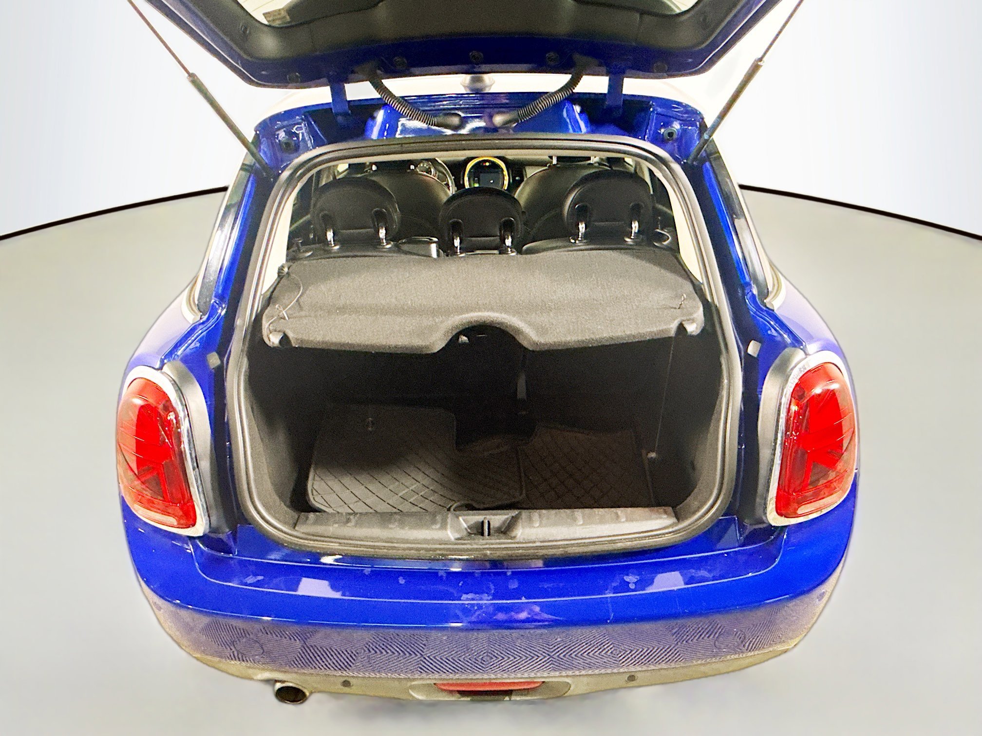 Used 2020 MINI Cooper 4-Door Hardtop image 35