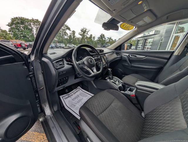 Used 2019 Nissan Rogue SV AWD/4WD image 13