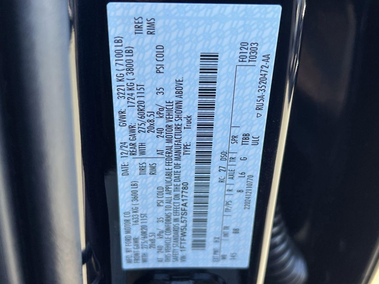 New 2025 Ford F150 Lariat w/ Equipment Group 502A High image 29