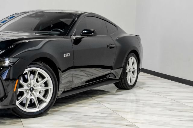 Used 2024 Ford Mustang GT Premium RWD image 7