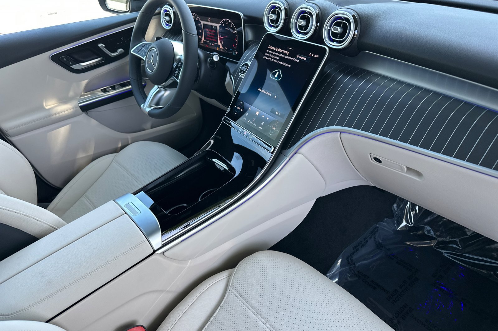 New 2026 Mercedes-Benz GLC 300 4MATIC image 16