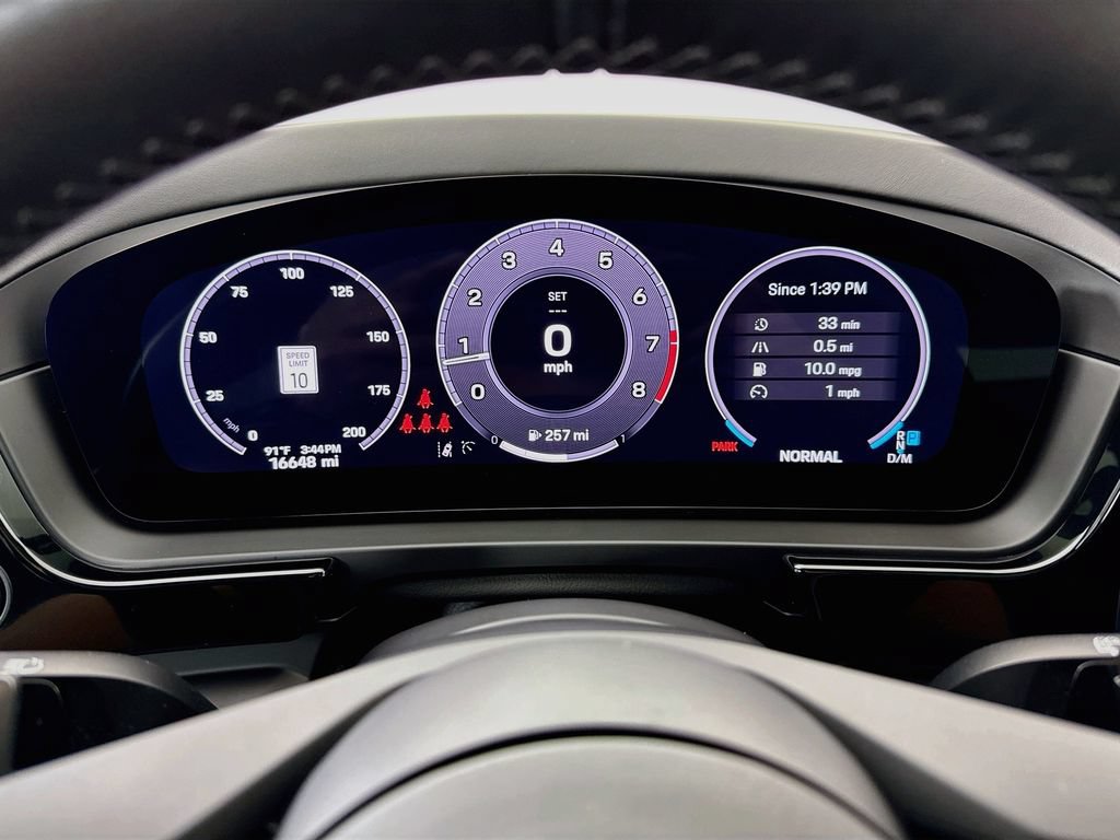 Certified 2025 Porsche Cayenne GTS AWD/4WD image 16
