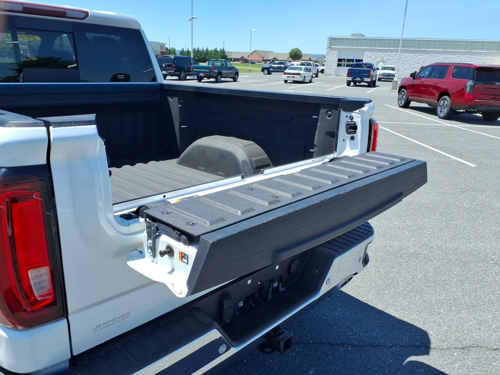 Certified 2022 GMC Sierra 1500 SLT w/ SLT Premium Plus Package AWD/4WD image 6