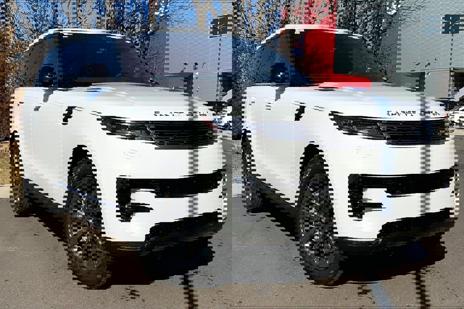 New 2025 Land Rover Range Rover Sport image 2