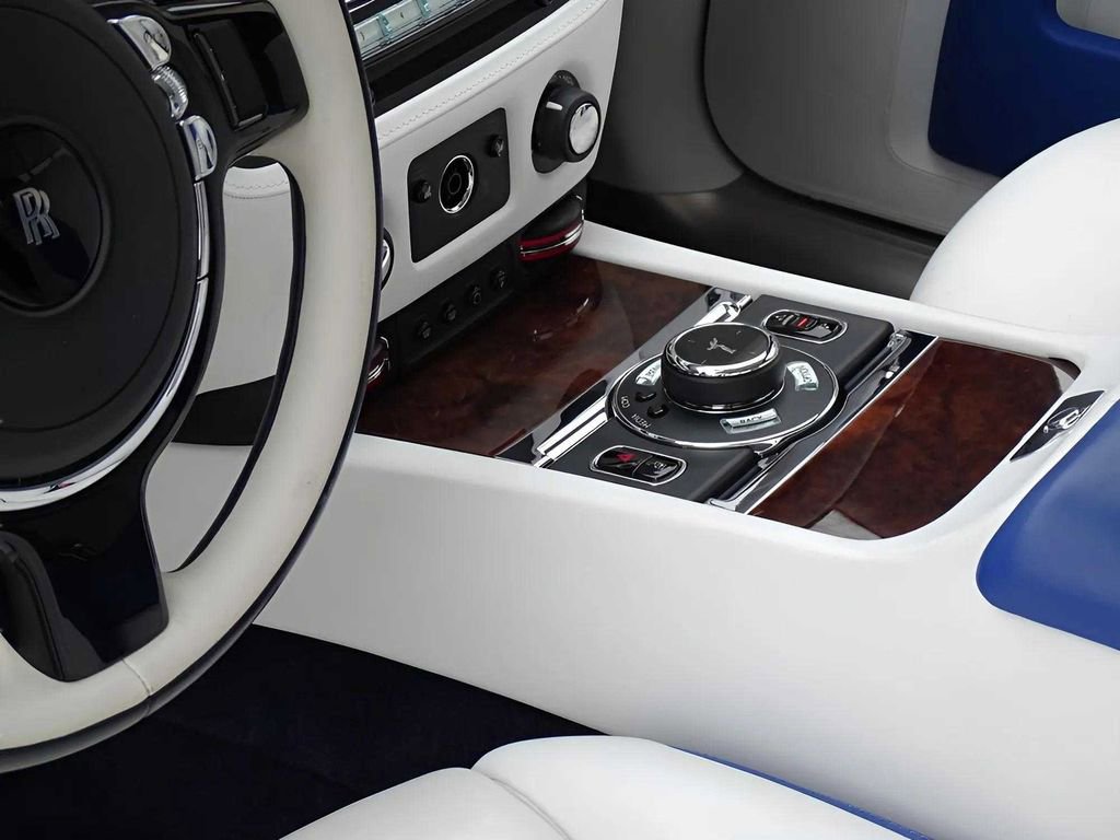 Certified 2019 Rolls-Royce Ghost RWD image 17