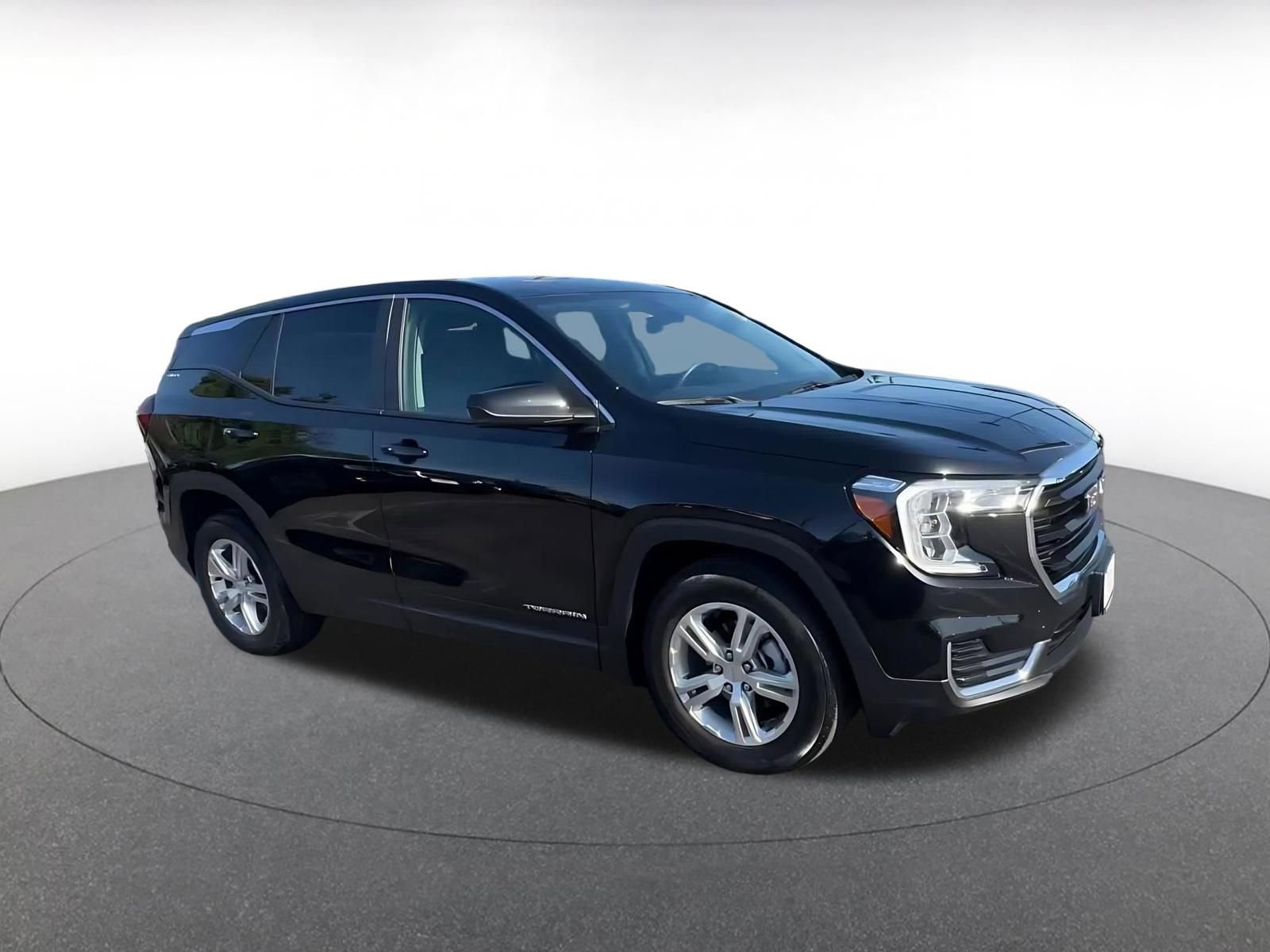 Used 2024 GMC Terrain SLE FWD video 2