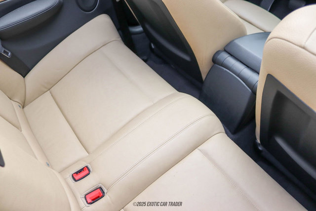 Used 2010 BMW 135i Convertible image 42