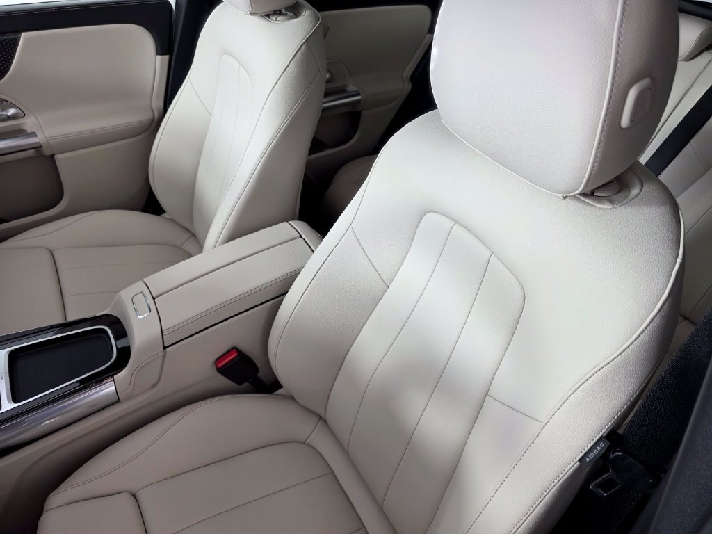 New 2026 Mercedes-Benz GLA 250 image 8