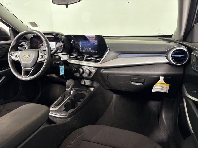 Used 2024 Chevrolet Trax LS FWD image 22