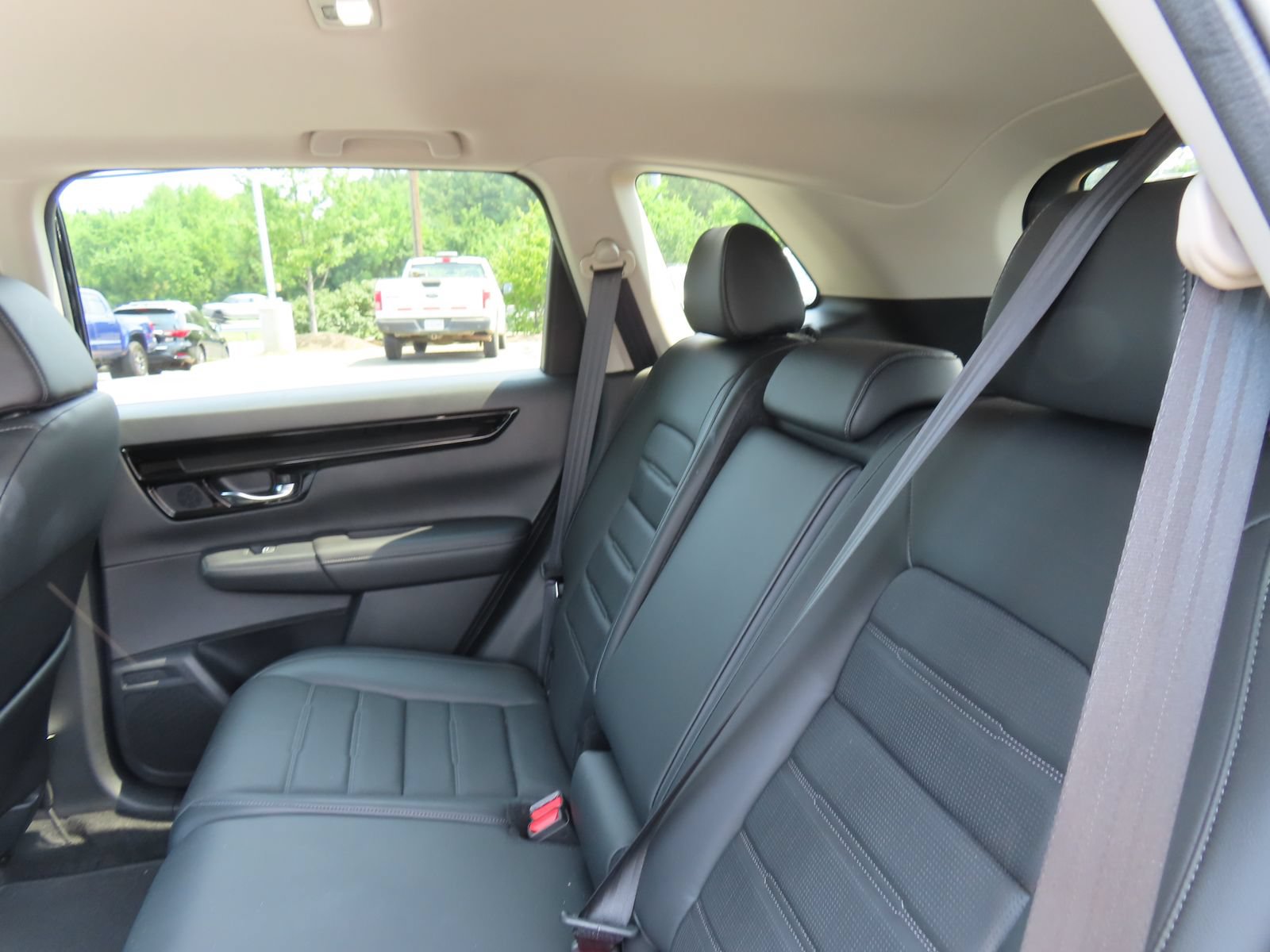 Used 2025 Honda CR-V EX-L image 32