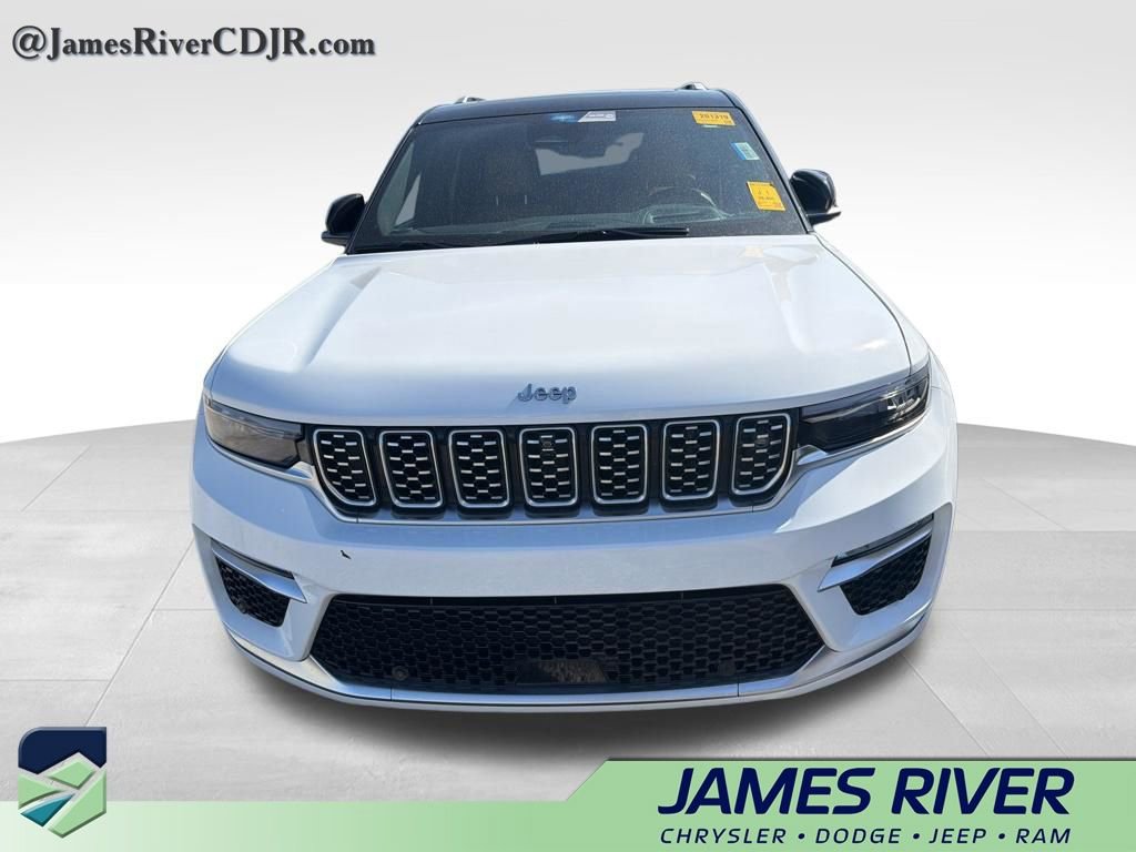 Used 2023 Jeep Grand Cherokee Summit w/ Advanced Protech Group IV image 3
