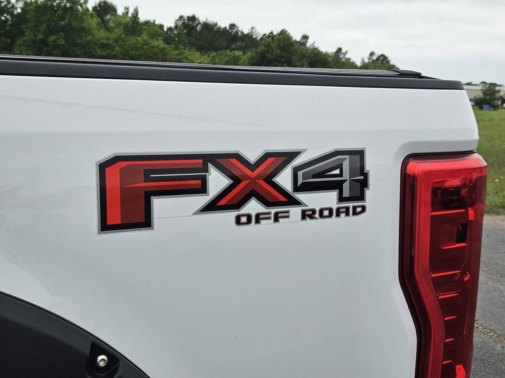 Used 2019 Ford F250 XL w/ STX Appearance Package AWD/4WD image 8