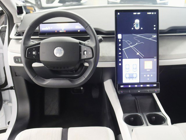 Used 2023 Fisker Ocean Extreme image 14