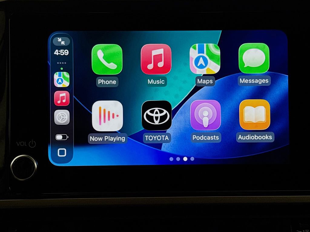 Used 2025 Toyota Camry LE image 15