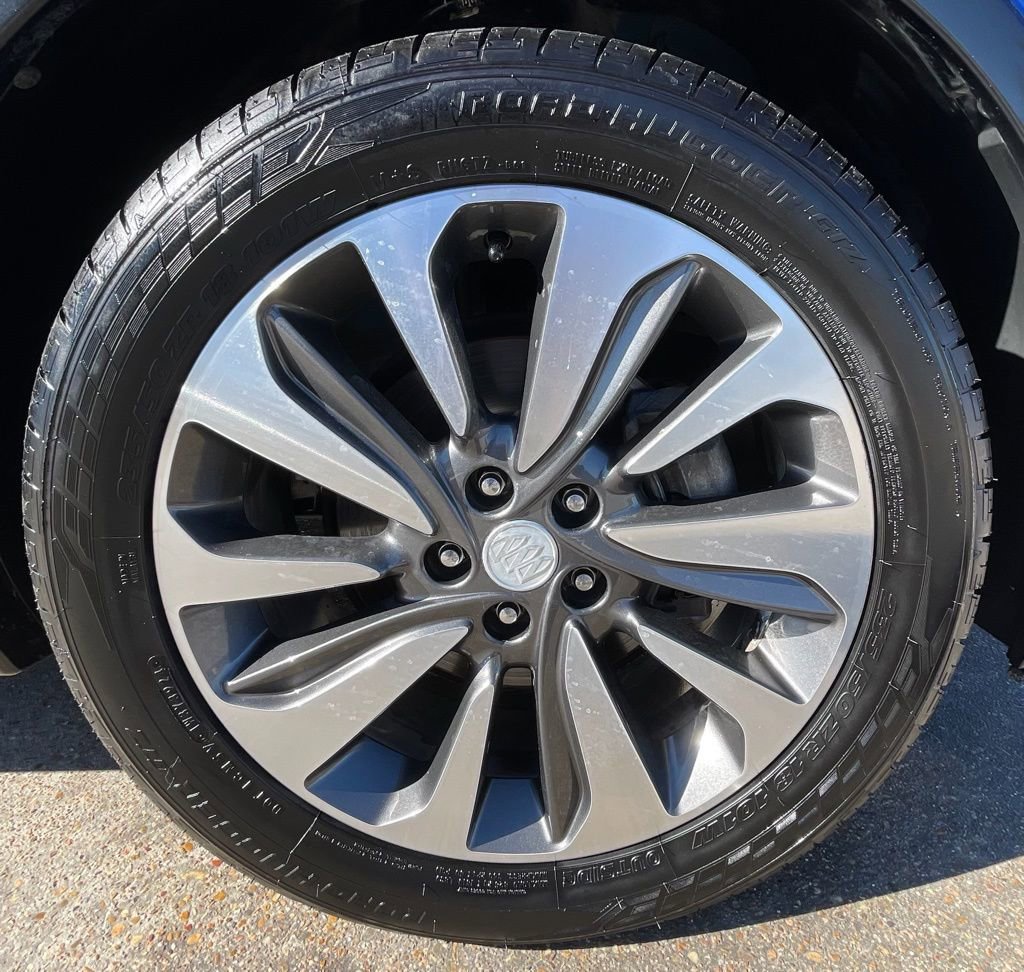 Used 2018 Buick Encore Essence image 16