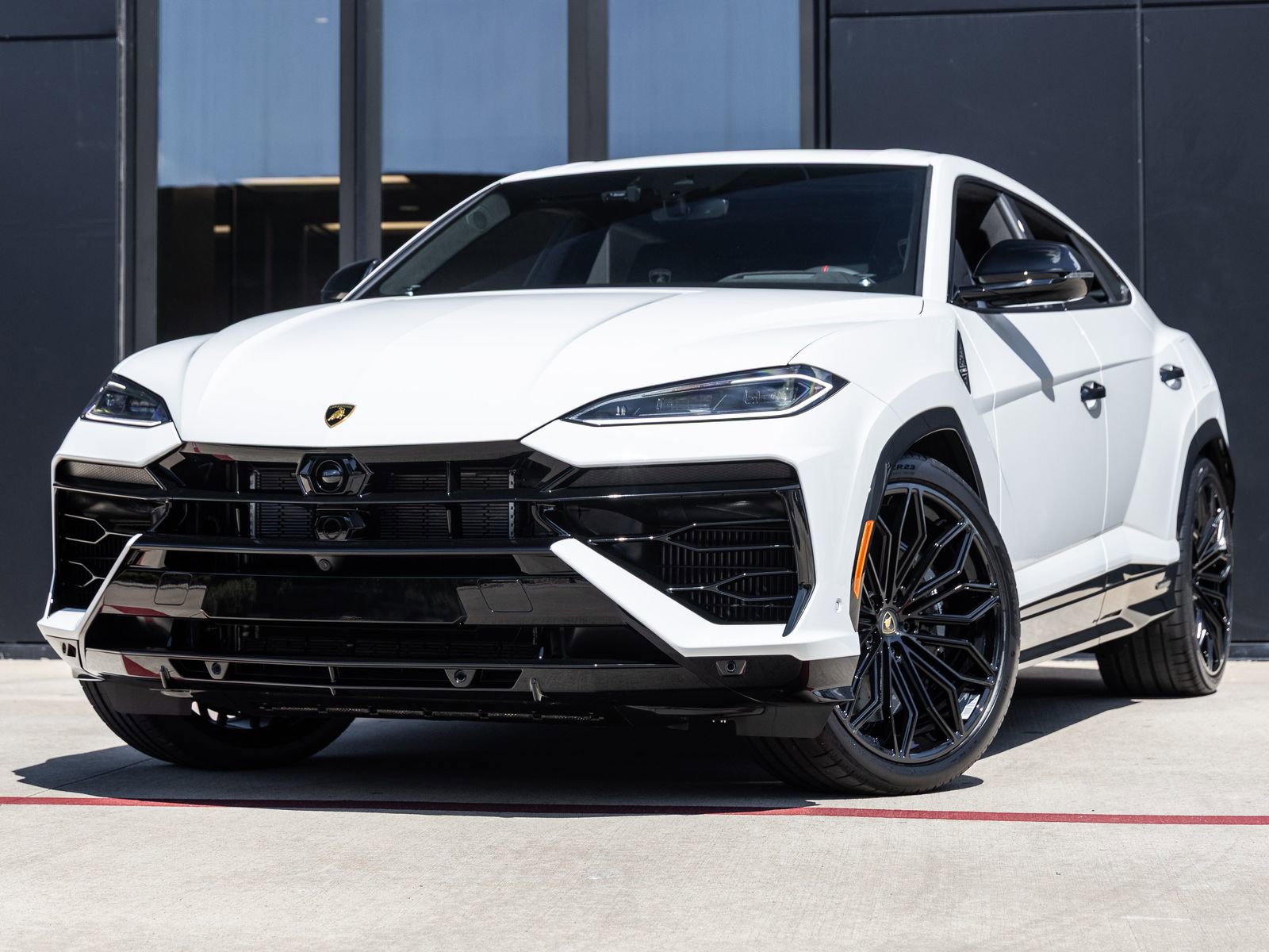 Used 2025 Lamborghini Urus SE