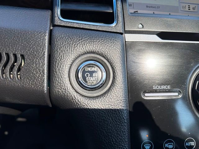 Used 2018 Ford Taurus Limited FWD image 21