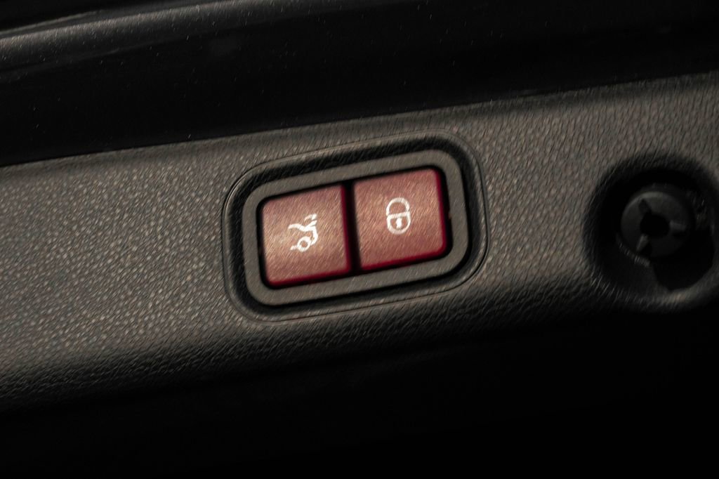 Used 2018 Mercedes-Benz E 43 AMG 4MATIC Sedan image 65