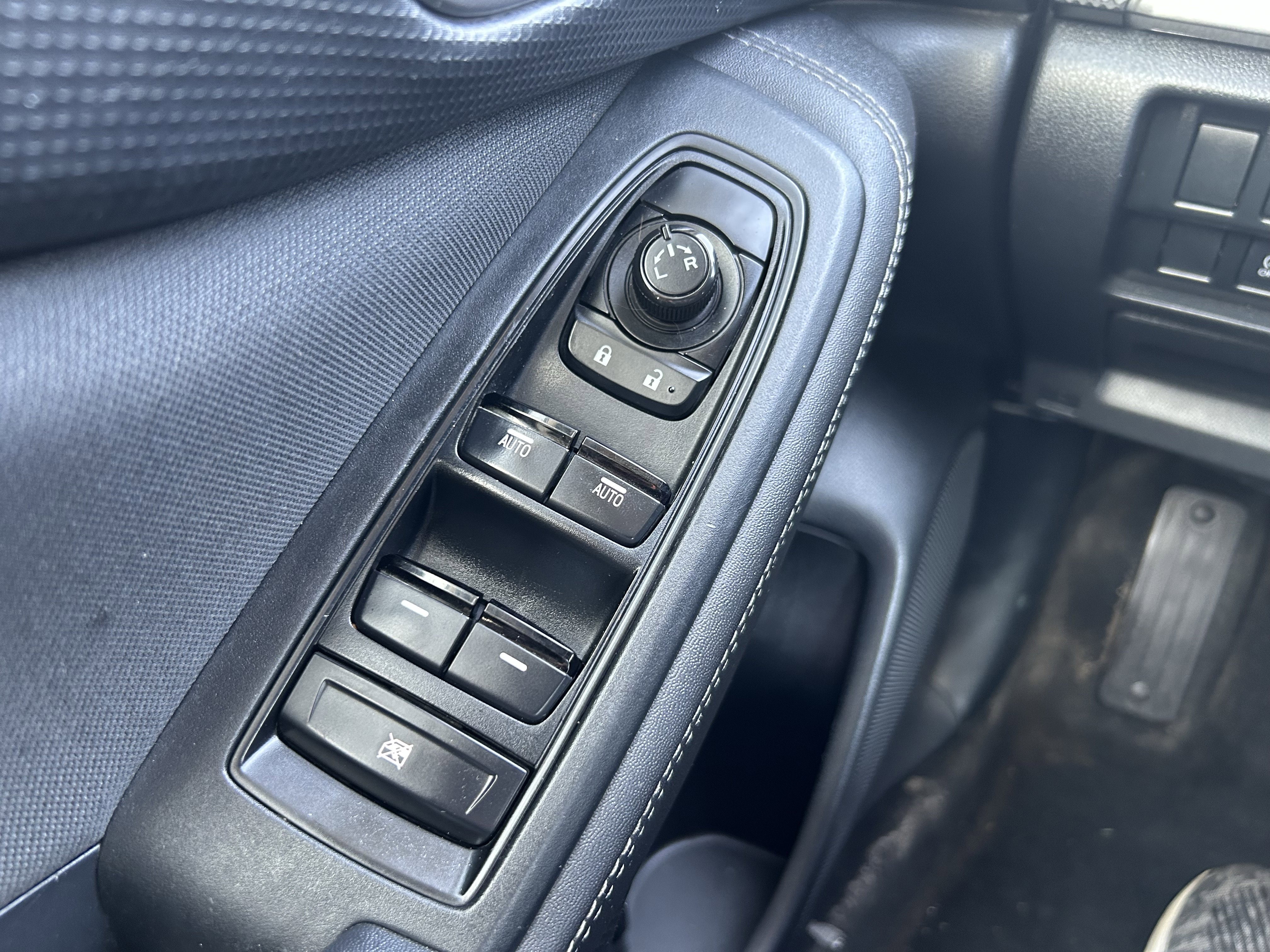 Used 2022 Subaru Forester Premium image 21