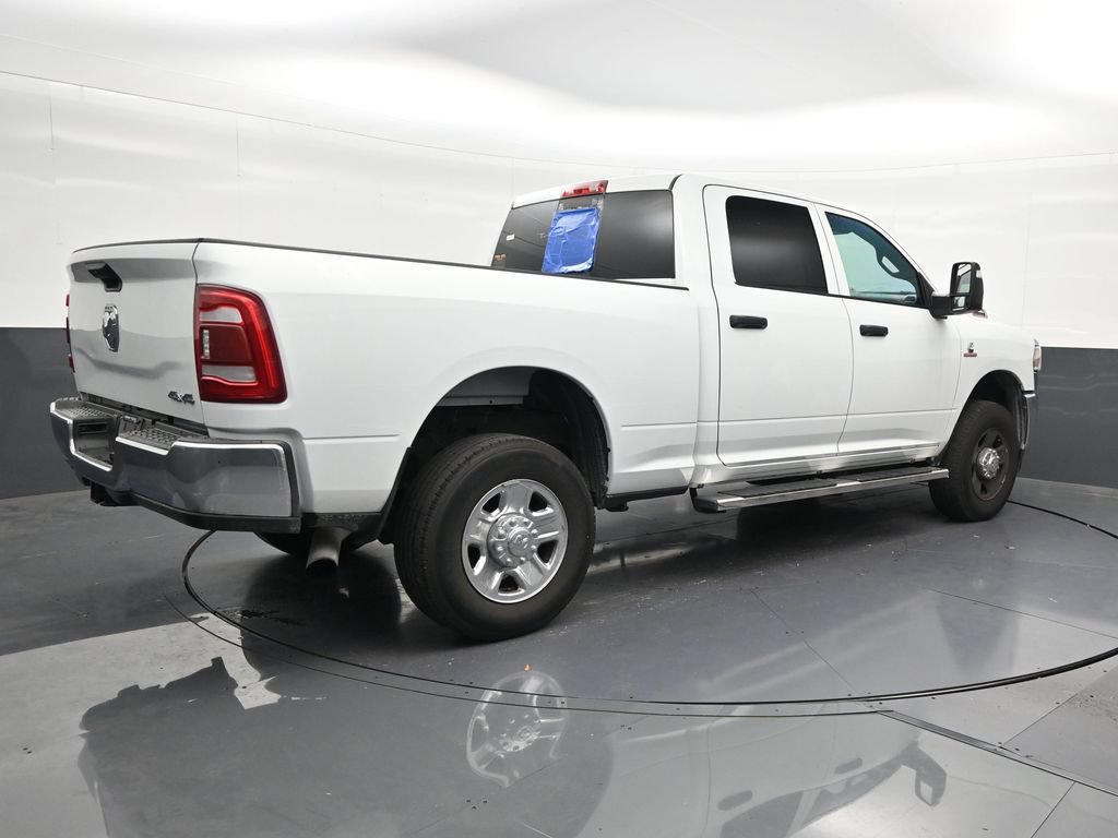Used 2024 RAM 2500 Tradesman w/ Chrome Appearance Group AWD/4WD image 5