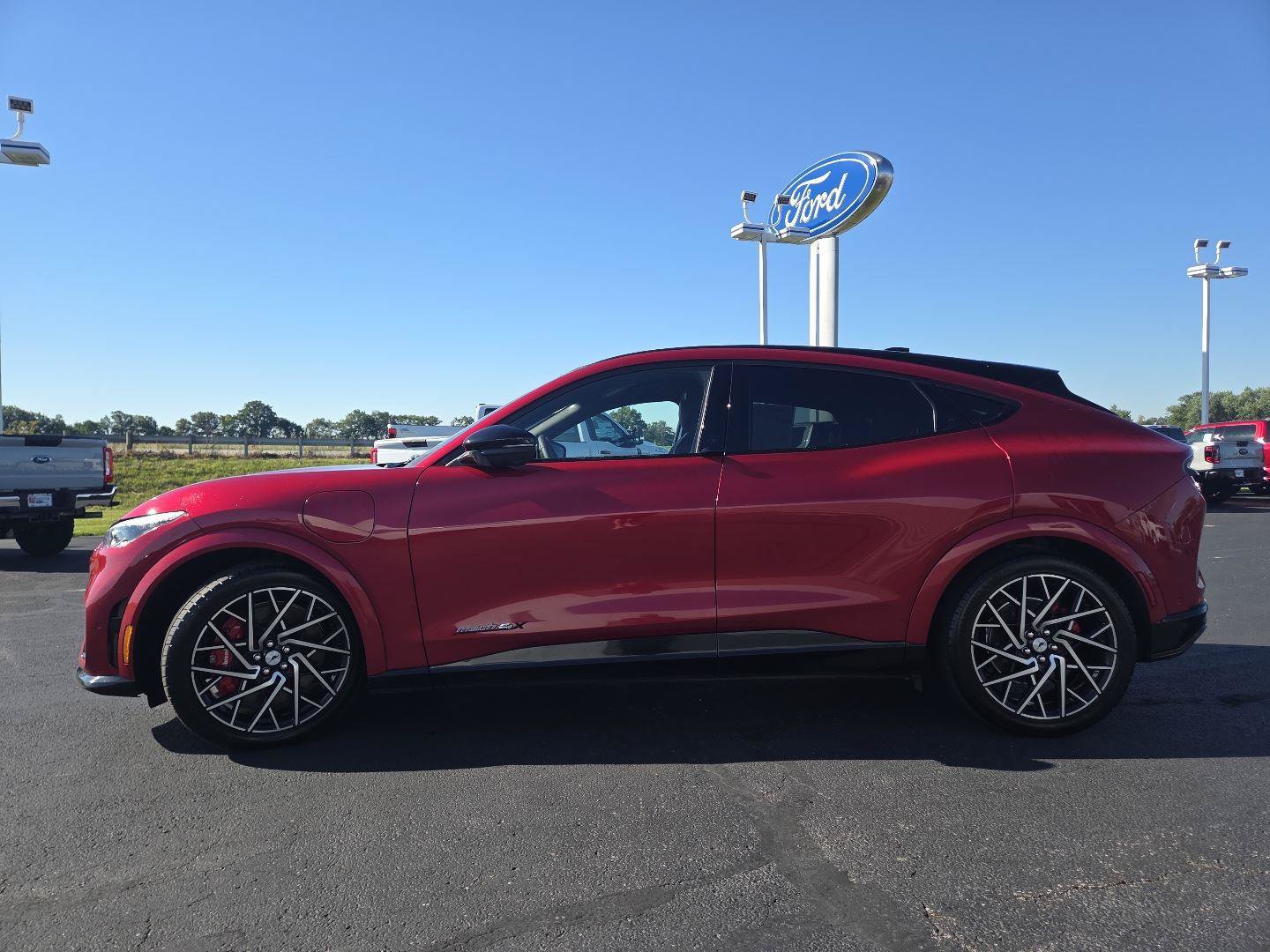 Used 2023 Ford Mustang Mach-E GT w/ GT Performance Edition AWD/4WD image 17