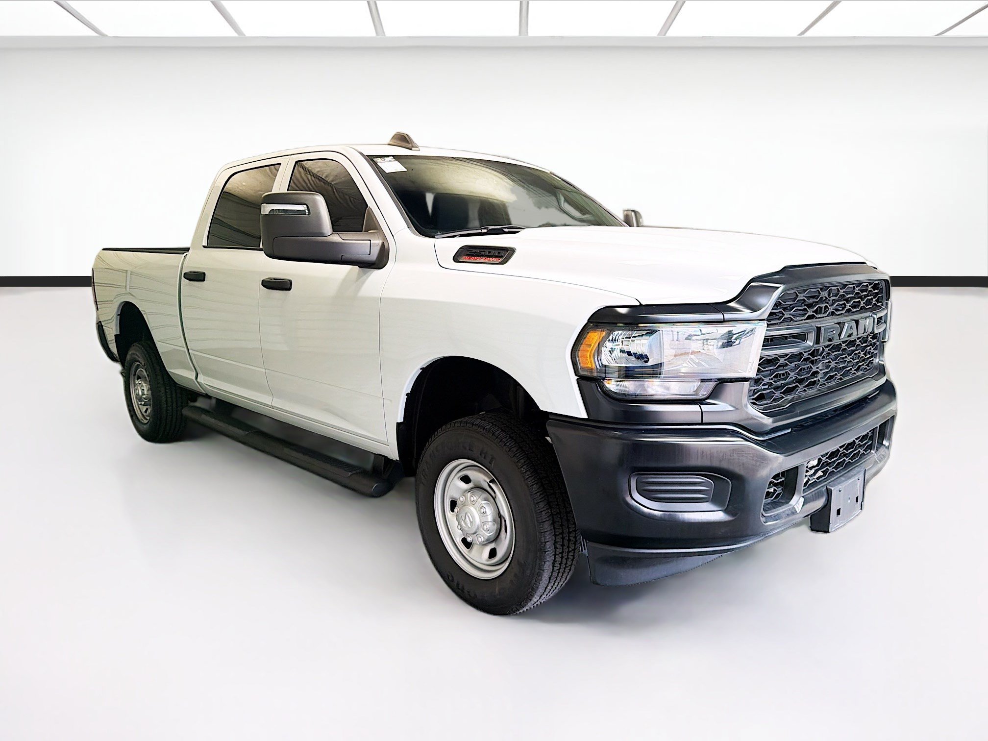 Used 2024 RAM 2500 Tradesman AWD/4WD image 3