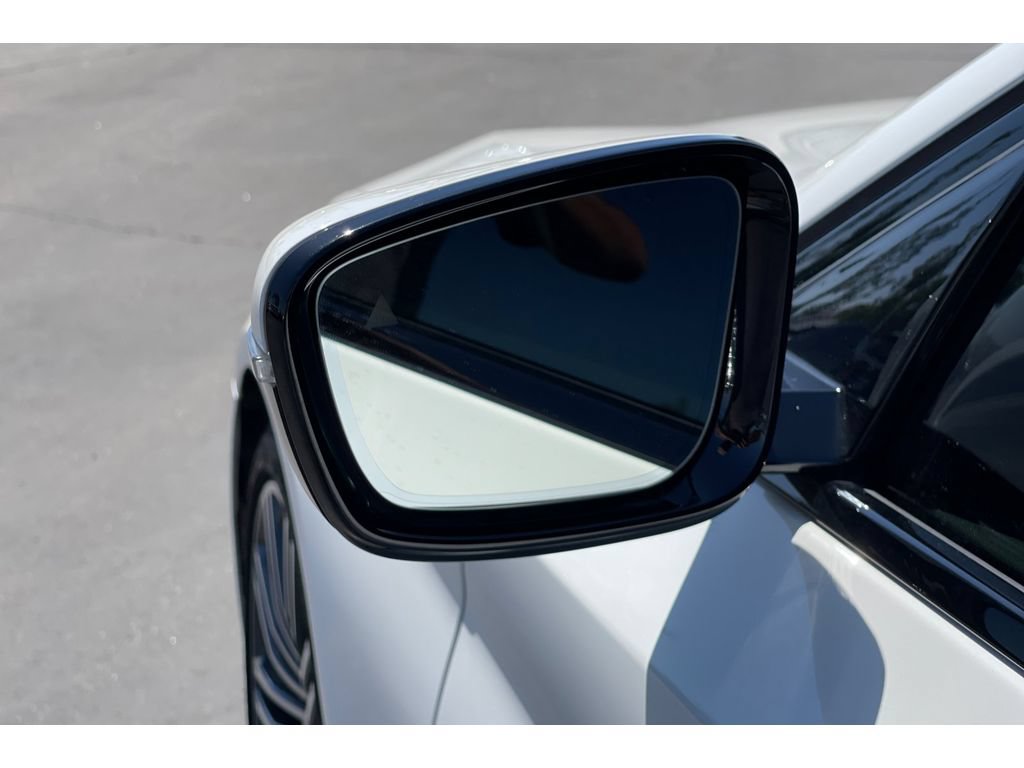 Used 2018 BMW 530i w/ M Sport Package RWD image 11
