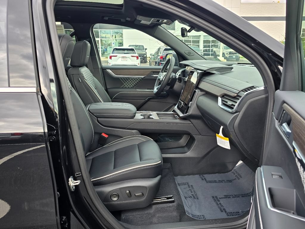 New 2026 GMC Acadia Denali w/ Super Cruise Package AWD/4WD image 35