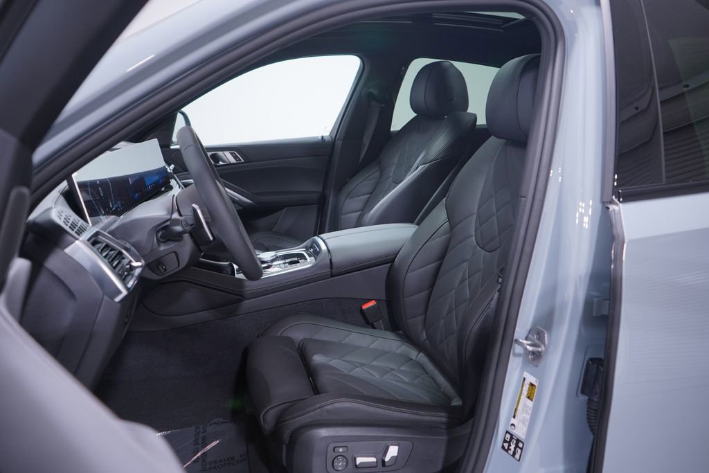 New 2026 BMW X6 xDrive40i w/ Premium Package AWD/4WD image 7