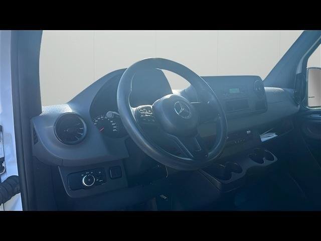 Used 2021 Mercedes-Benz Sprinter 2500 image 15