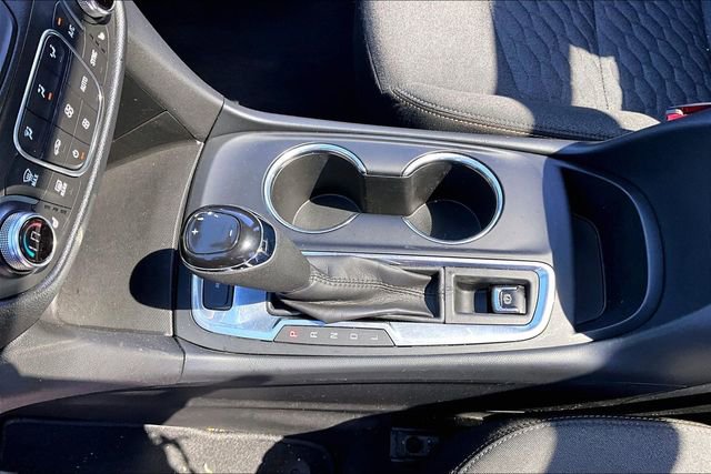 Used 2020 Chevrolet Equinox LT image 18