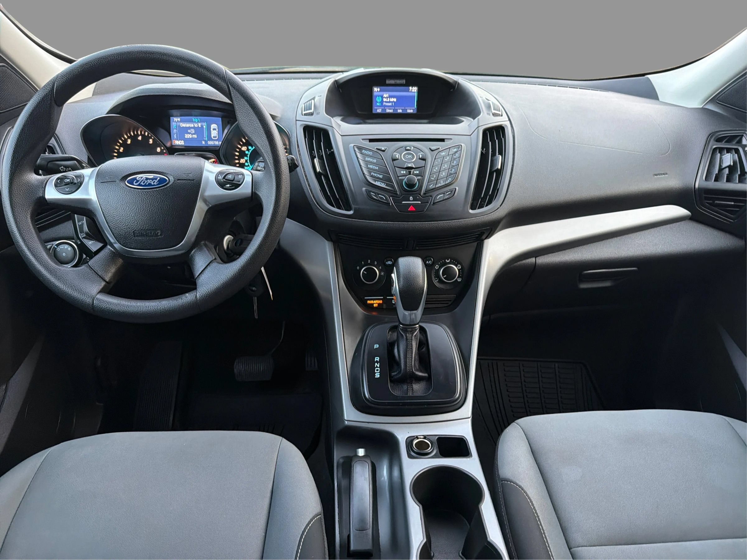 Used 2015 Ford Escape SE FWD image 29