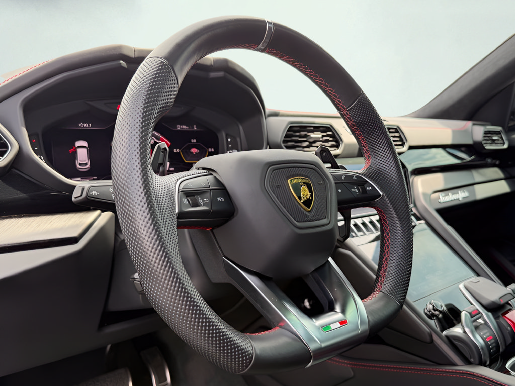Used 2021 Lamborghini Urus AWD/4WD image 73