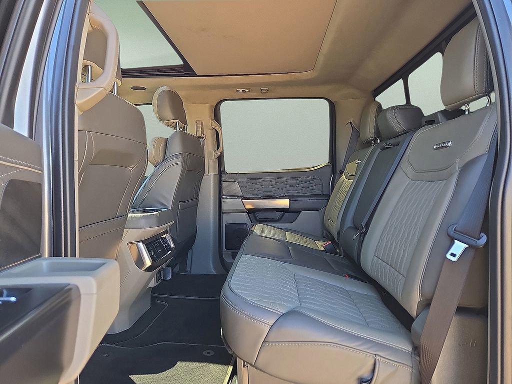 Used 2026 Ford F250 Platinum w/ Platinum Plus Package image 15